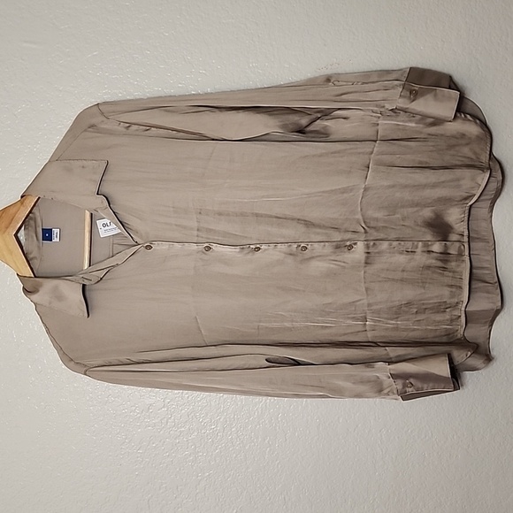 Old Navy Champagne Button Down Blouse - Picture 2 of 12